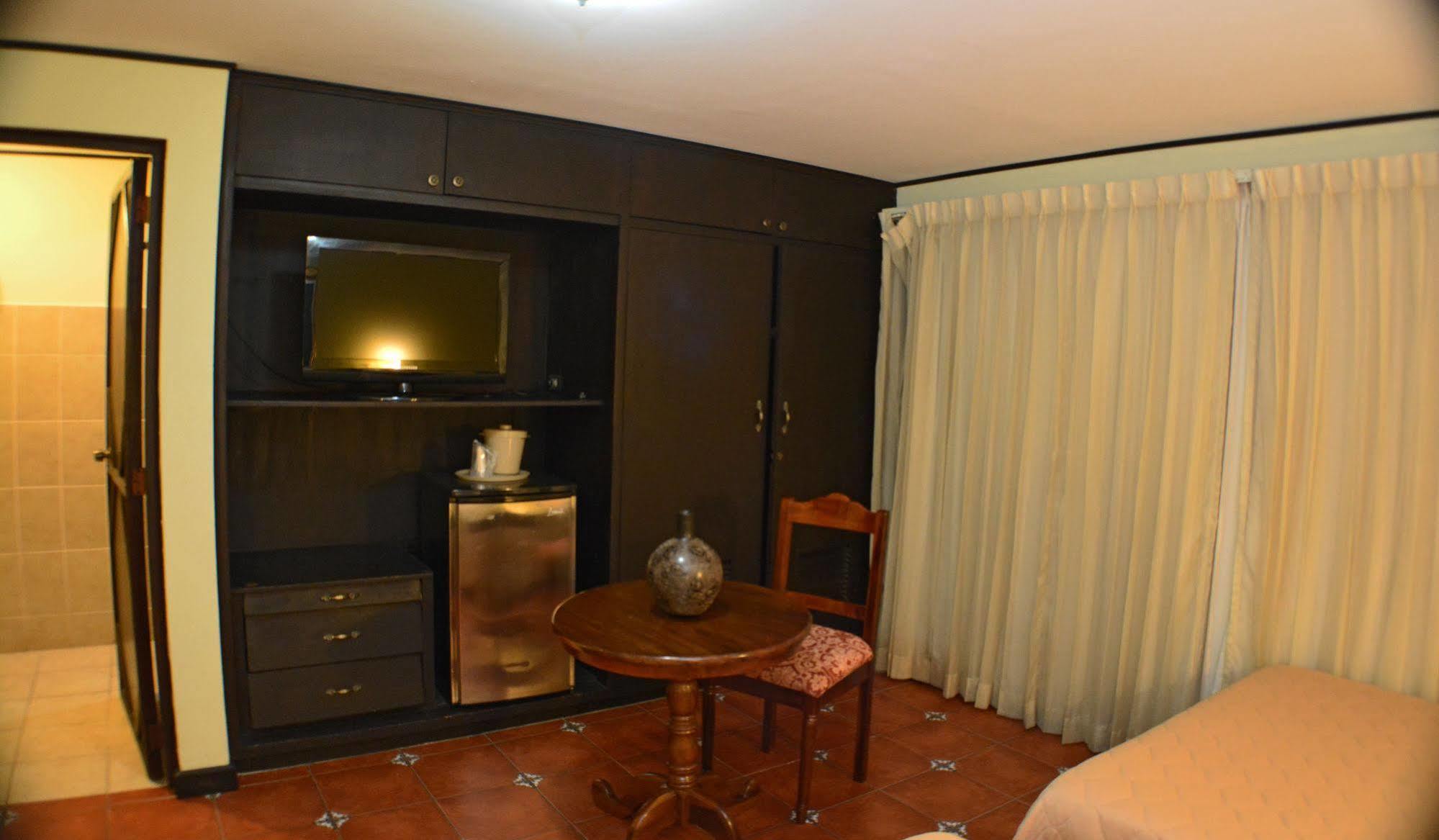 מנאגווה Hotel Colonnade Nicaragua מראה חיצוני תמונה